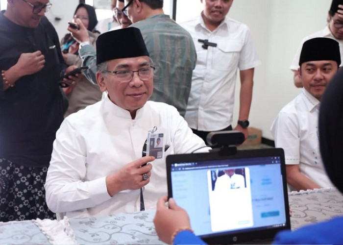 Gus Yahya Jelaskan Mekanisme Usulan AHWA Saat Registrasi Muktamar ke-35 NU di Jombang