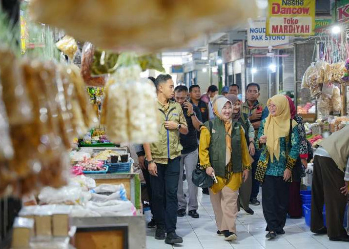 Bapanas Pantau Bapokting di Pasar Besar Madiun, Harga Mayoritas di Bawah HAP