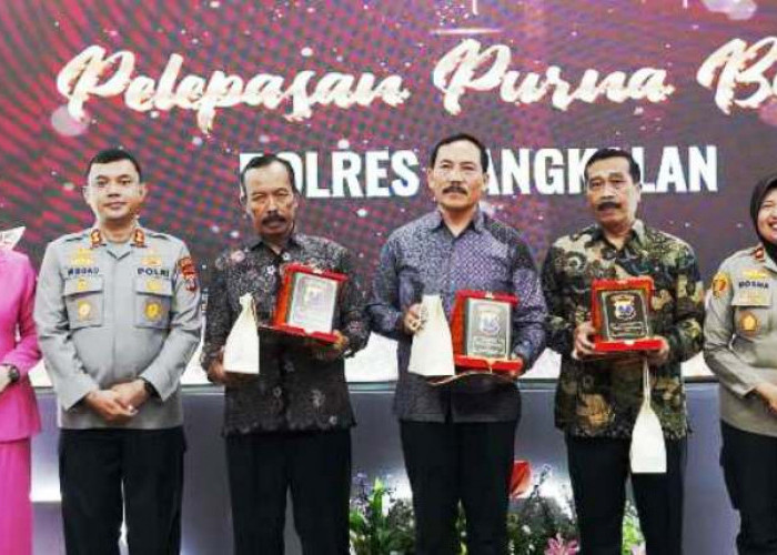 Kasatreskrim Terjaring Mutasi, Kapolres Bangkalan Pimpin Sertijab 3 PJU dan Pelepasan Anggota Purna Tugas