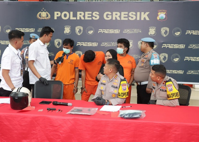 Senyum Haru Ibu Eva: Ucapan Terima Kasih kepada Kapolres Gresik, Motor yang Dicuri Berhasil Kembali