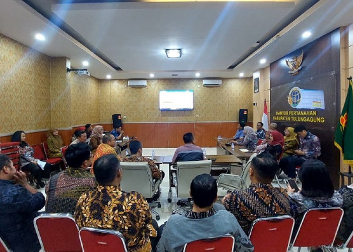 Kepala BPN Tulungagung Gelar Monev Tim Ajudikasi untuk Percepat Penyelesaian PTSL