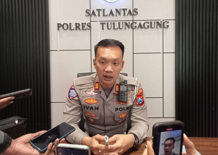 Satlantas Polres Tulungagung Tindak Tegas Pelanggar Rekayasa Lalin Penutupan Jembatan Gondang I