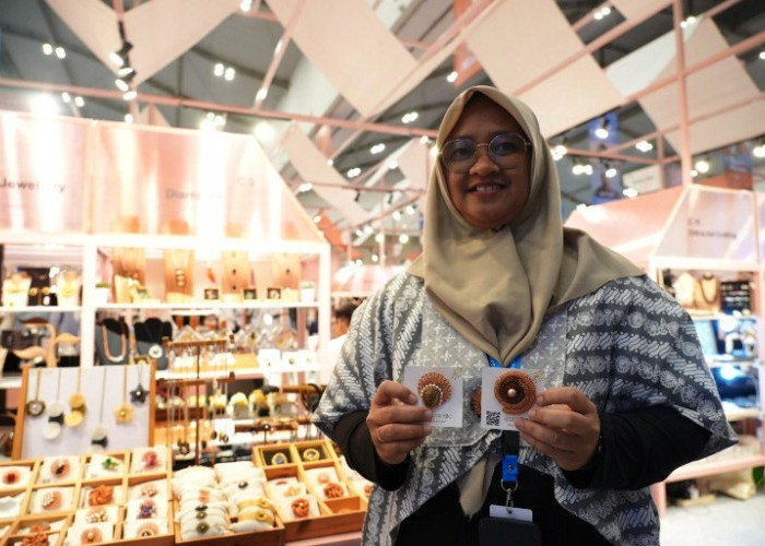 Makin Bersinar, UMKM Perhiasan Asal Mojokerto Siap Go Global Berkat Dukungan BRI
