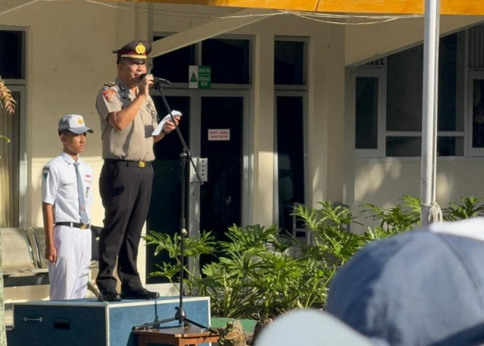 Polisi Sambang Sekolah, Jadikan Pelopor Sadar Hukum Sejak Dini