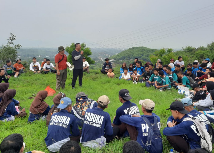 Bupati Situbondo Ajak Pelajar Mendaki Gunung Pattok, Promosikan Wisata Murah Meriah
