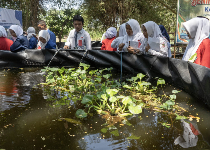 26 Pelajar Tak Kenal Ikan Lokal Kali Surabaya #Diajak Jadi River Detective