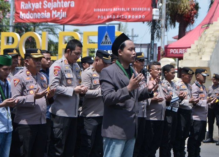 Aksi Damai di Mapolres Situbondo, HMI Gelar Shalat Ghaib untuk Affan Kurniawan