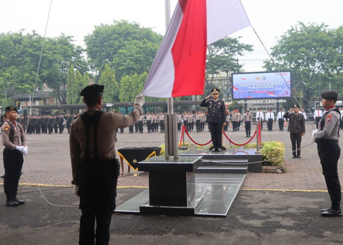 Polres Pasuruan Gelar Upacara Hari Pahlawan 2025, Wakapolres: Kobarkan Semangat Melanjutkan Perjuangan