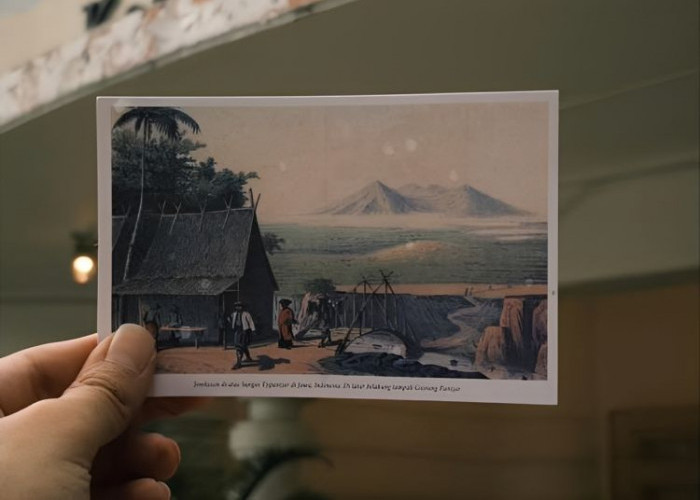 Efek Raditya Dika, Kartu Pos Kembali Menjadi Tren di Era Digital