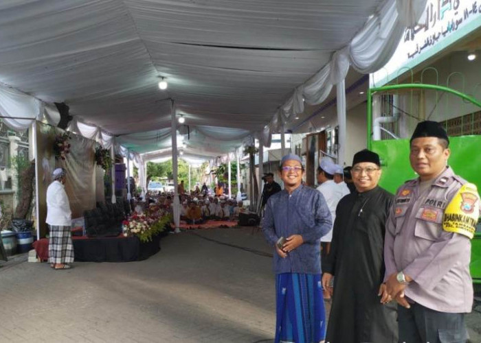 Polsek Simokerto Pastikan Haul Pondok Pesantren Darussalam Aman