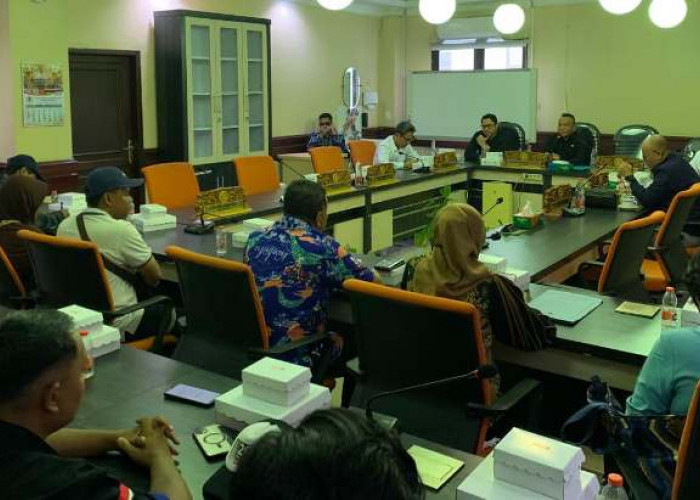 DPRD Surabaya Desak Perda Penertiban Direvisi, Sebut Anak Jalanan Bukan Penjahat