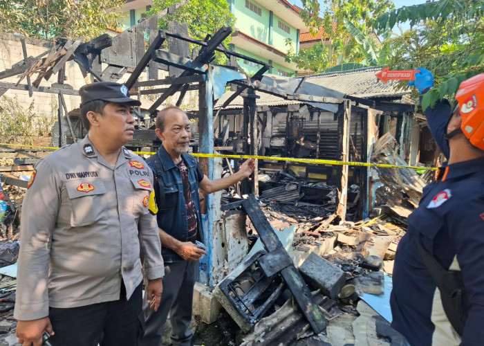 Tabung Gas Bocor, Warung Nasi Jemur Wonosari Ludes Terbakar