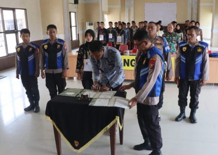 Pendaftar Calon Anggota Polri 2026 di Nganjuk Ikrar Jujur Tanpa Titipan Disaksikan Orang Tua