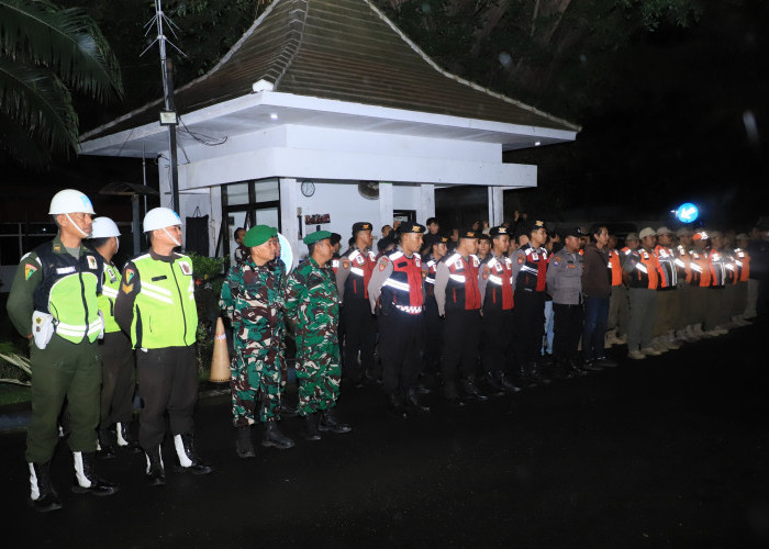 Jaga Kondusivitas, Tim Gabungan Polres Kediri Kota Sisir Titik Rawan Gangguan Kamtibmas