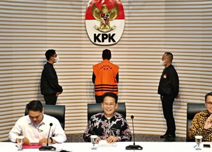 Penyidik KPK Jadwalkan Pemeriksaan Staf Bupati Sidoarjo, Terkait Kasus Pemotongan Dana Insentif Pegawai BPPD