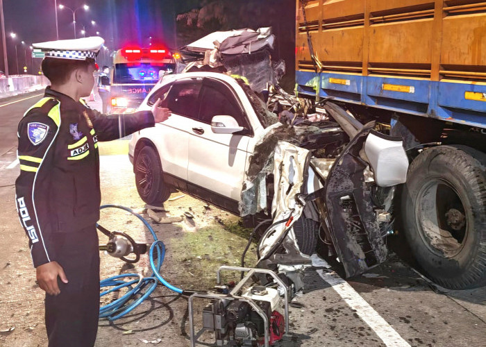 Lima Orang Tewas dalam Tabrakan Maut di Jalur Tol Malang-Surabaya