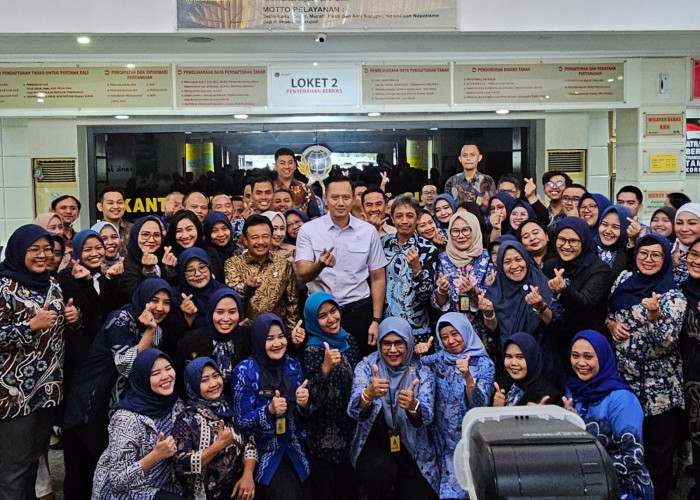 Kunjungi Kantah Surabaya I, Menteri ATR/Kepala BPN Imbau Masyarakat Manfaatkan Layanan yang Ada