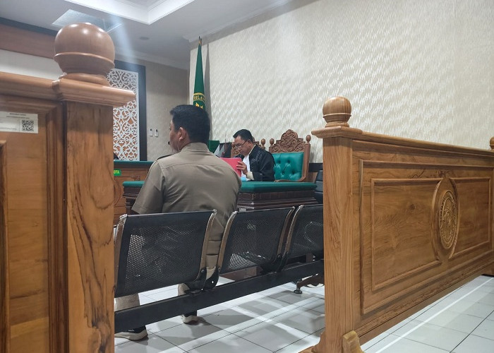 Kades di Taman Sidoarjo Minta Vonis Bebas Terkait Kasus KDRT Verbal dalam Sidang Pledoi