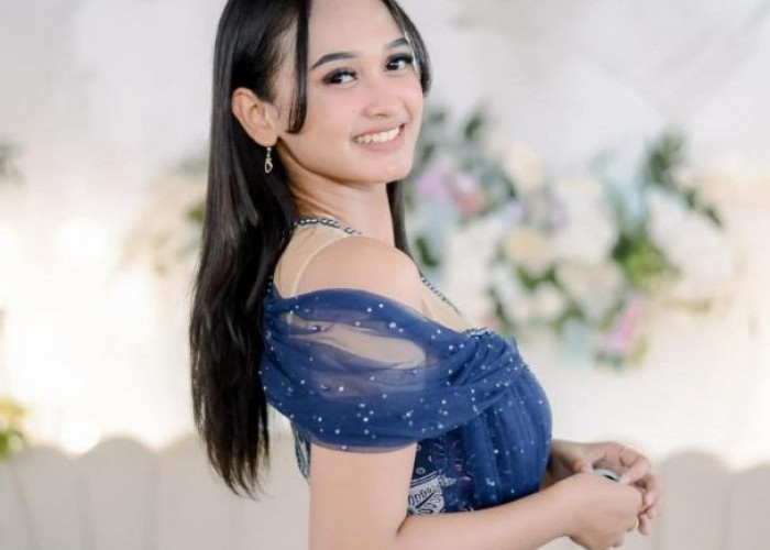 Perjalanan Karier Dewi Yan, Penyanyi Muda Asal Solo yang Terus Menginspirasi Deyalofa