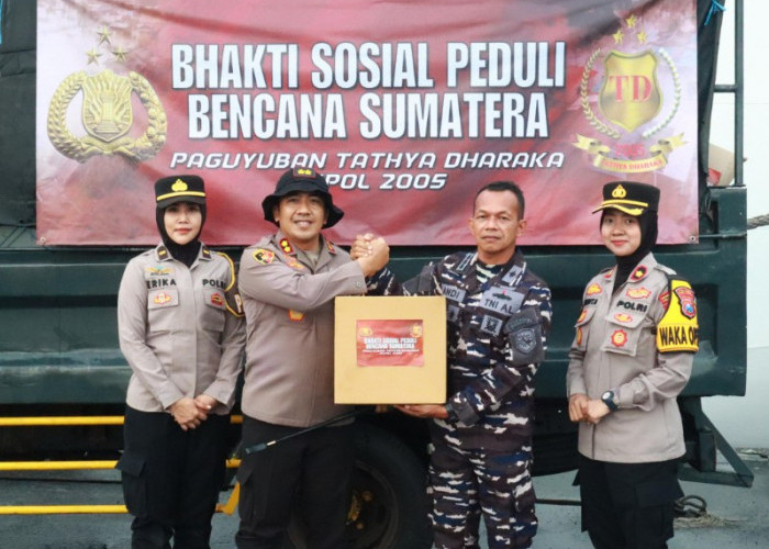 Paguyuban Akpol 2005 Tathya Dharaka Salurkan Bantuan Bencana Sumatera Melalui Koarmada II