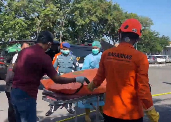 Mayat Perempuan Ditemukan dalam Mobil di Bandara Juanda Sidoarjo, Terungkap dari Cairan Berbau Busuk