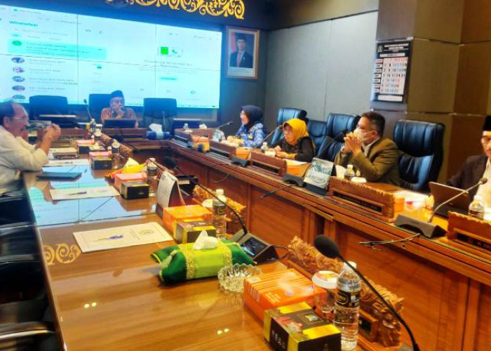 DPRD Jatim Akan Temui Imam Utomo dan Soekarwo Terkait Polemik RS Pura Raharja