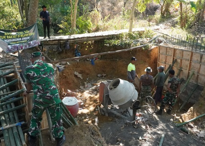 Dandim Sumenep Cek 4 Jembatan Bakti TNI AD, Akses Warga Jadi Prioritas