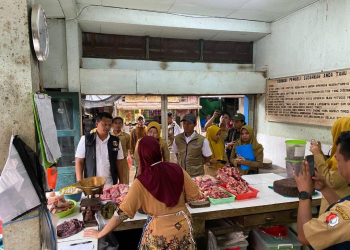 Satgas Saber Polres Bojonegoro Bersama TPID Sidak Harga Sembako Jelang Ramadan