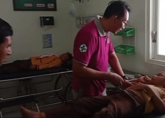 Belasan Siswa SDN Kediren 2 Magetan Diduga Keracunan Program Makan Bergizi Gratis