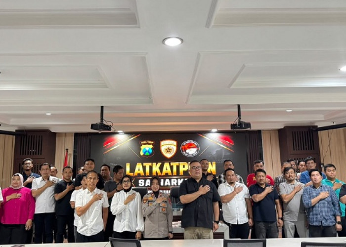 Polres Pelabuhan Tanjung Perak Gelar Pelatihan Pengenalan Obat dan Miras Palsu