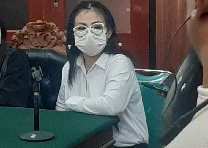 Tuntutan Jan Hwa Diana Ditunda 1 Bulan, Ternyata Ini Alasannya