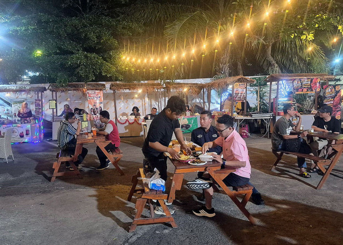 Hotel Grand Inna Tunjungan Gelar Festival Pasar Legi, Hadirkan Suasana Santai dan Live Music