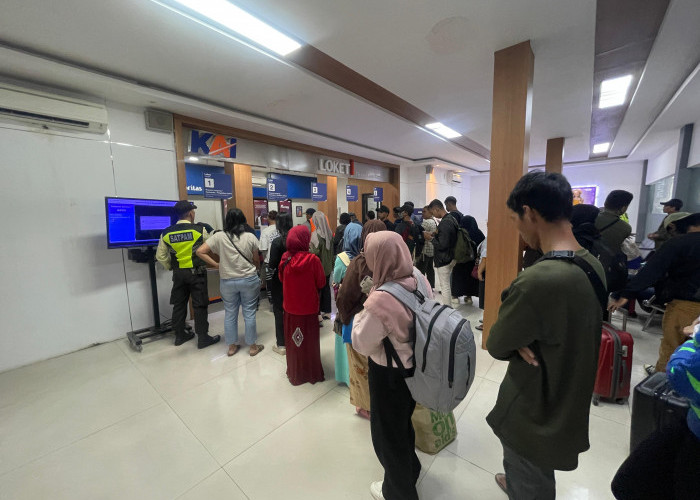 Jalur KA Belum Bisa Dilewati, Keberangkatan Surabaya Pasarturi Masih Gunakan Perubahan Pola Operasi