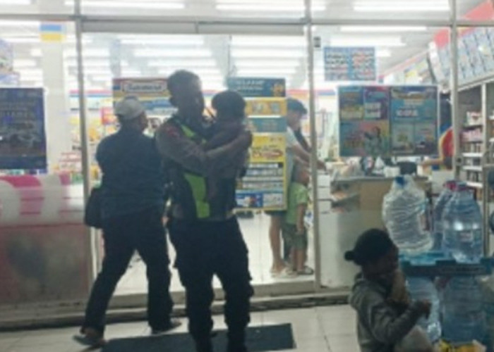 Pengamen Bawa Anak Kecil Dikeluhkan Warga, Polisi Pulangkan ke Surabaya Lewat Layanan 110