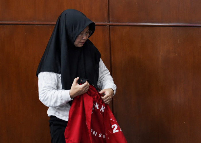 Asisten Pribadi Didakwa Gasak Perhiasan dan Uang Asing Majikan Rp200 Juta