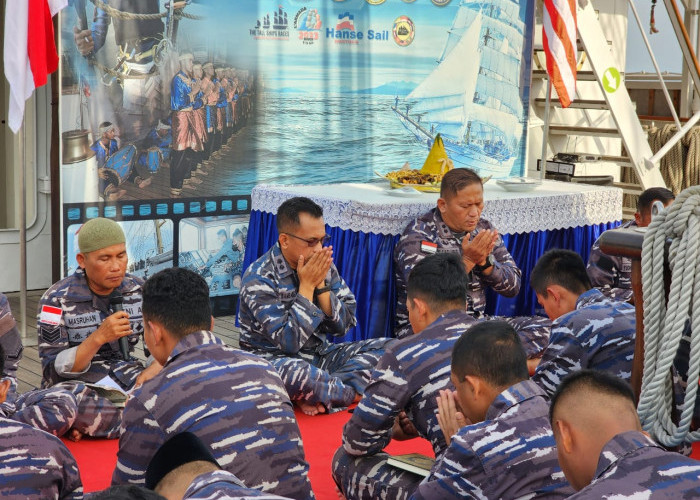 Di Tengah Laut Mediterania, KRI Bima Suci Gelar Tasyakuran HUT Ke-78 TNI AL