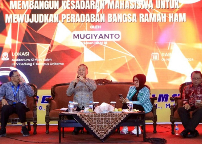 Gelar Kuliah Tamu Bersama Wamen, Unitomo Ajak Mahasiswa Jadi Agen Perubahan Berbasis Nilai-nilai HAM