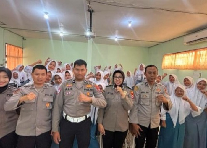 Polres Jombang Bekali 95 Pelajar SMK PGRI 1 dengan Literasi dan Etika AI