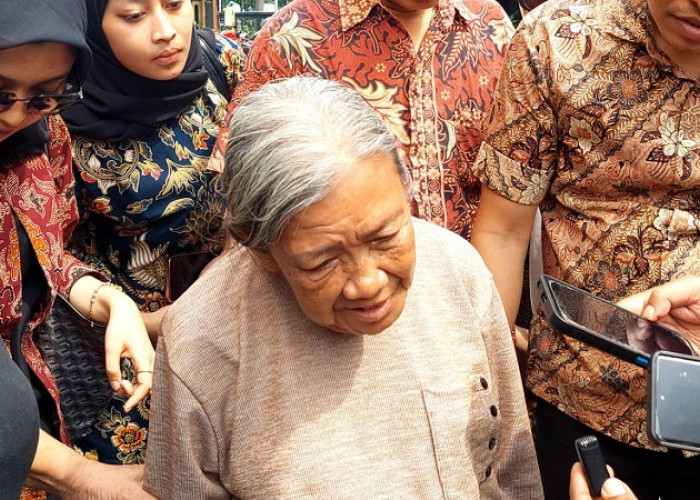 Lurah dan Perangkat Desa Jadi Saksi Kasus Pemalsuan Dokumen Nenek Elina di Surabaya