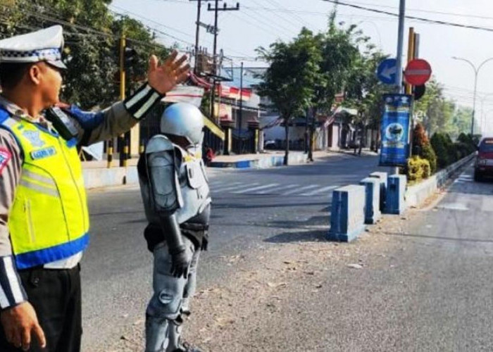 Satlantas Polres Bangkalan Terjunkan Robocop untuk Edukasi Tertib Lalu Lintas