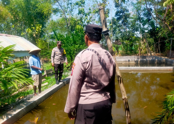 Polisi Ngawi Dorong Ketahanan Pangan Warga Pangkur dengan Sistem Ramah Lingkungan