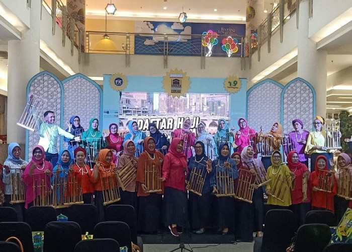 Angklung Kolagenta Gebrak Memorandum Umrah Ramadan Expo dengan Harmoni Lintas Genre