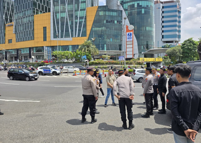 Polresta Sidoarjo Kawal Aksi Buruh hingga Batas Kota