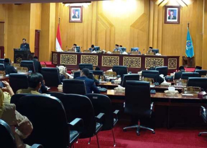 DPRD Surabaya Gelar Paripurna, Saifuddin Zuhri Diusulkan Pimpin Dewan