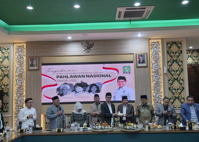 Fraksi PKB DPRD Jatim Gelar Tasyakuran Penganugerahan Gelar Pahlawan Tiga Tokoh Nasional