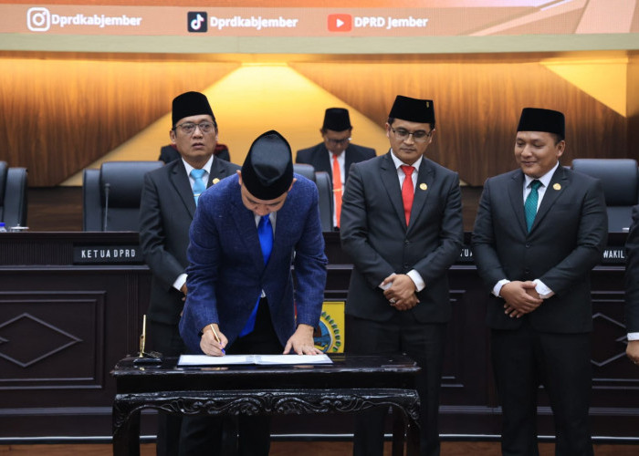 Dengar Suara Rakyat Lewat DPRD, Gus Fawait Siap Sulap Pasar Tradisional Jember Jadi Lebih Nyaman