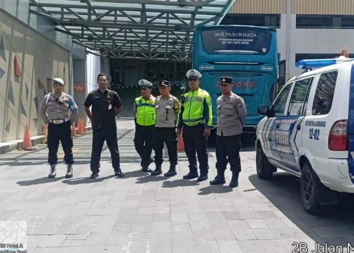 Polsek Sukomanunggal Pastikan Keamanan Timnas U-17 di Hotel Harris Surabaya