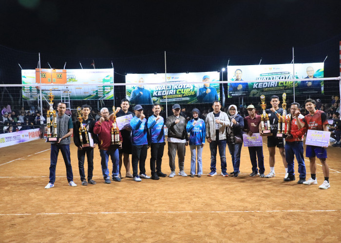 Meriah dan Kondusif, Kapolres Kediri Kota Hadiri Turnamen Bola Voli Wali Kota Kediri Cup 2026