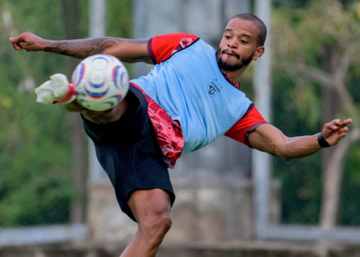 Waspadai Kekuatan Madura United, Alex Martins Ingin Bajol Ijo Kembali ke Jalur Kemenangan