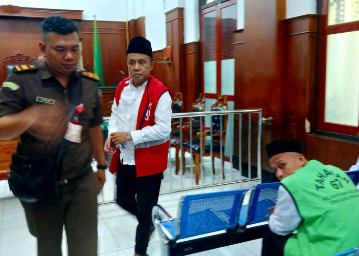 Gadai Mobil Rental demi Judi Sabung Ayam, Ahmad Fauzi Divonis 7 Bulan Penjara